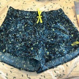 NWOT North Face  women’s athletic shorts